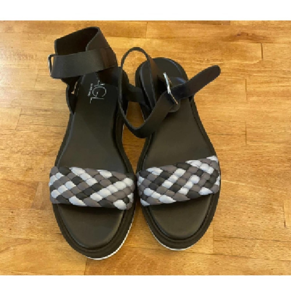 ATL Italian made sandals- NWT